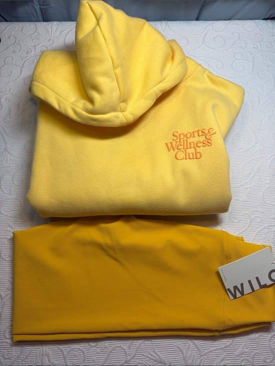 Wilo The Label Tops - Wilo The Label Hoodie and Legging Set. Sports & Wellness Club Small NWT active